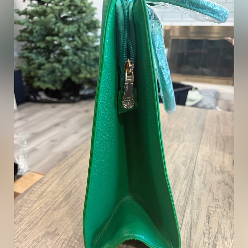 Vibrant Green Tote Bag BNWT - Picture 2 of 6